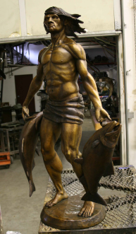Making bronze art casting - Finishe sculpture by placing high quality patina